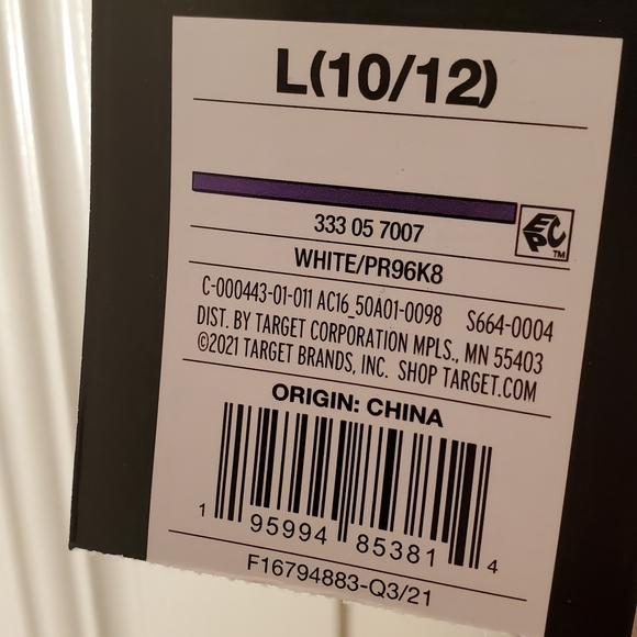 NEW Winter White Girls Top - Picture 3 of 4